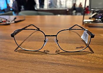 Winnipeg optician LensCrafters