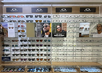 Winnipeg optician LensCrafters