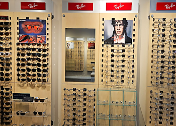 Cambridge optician LensCrafters Cambridge