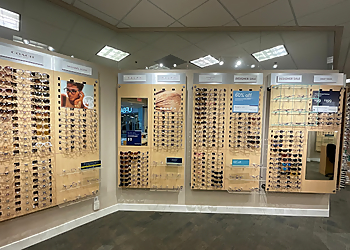 Cambridge optician LensCrafters Cambridge