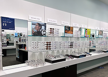 Kitchener optician LensCrafters Kitchener
