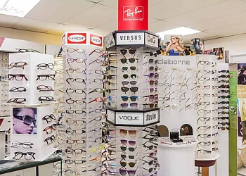 Kitchener optician Lens Master