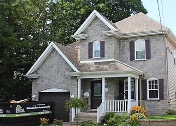 Levis roofing contractor Les Toitures MR Inc.