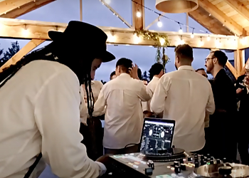 Les Événements Saint-James - Sherbrooke, QC DJs - DJ Performance Image