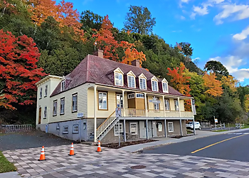 Lieu historique national du chantier A.C. Davie Lieu historique national du chantier A.C. Davie - Levis, QC Repères - Landscape Image