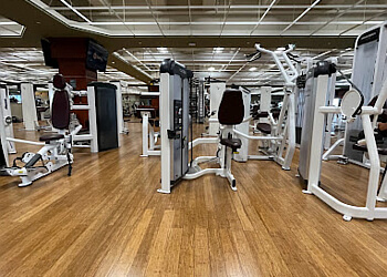 Life Time - Vaughan, ON Gyms - Equipment Image