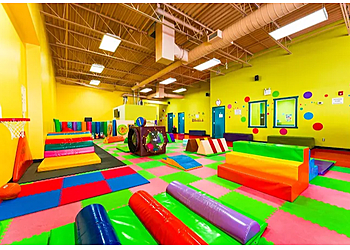 Toronto Écoles Maternelles Little Town Childcare and Montessori