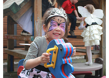 Coquitlam face painting Living Magic Entertainment image 1