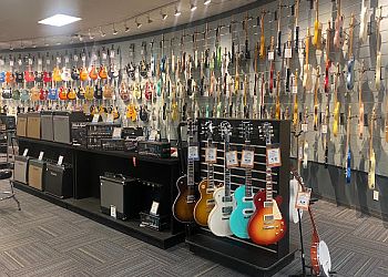 London Écoles De Musique Long & McQuade London