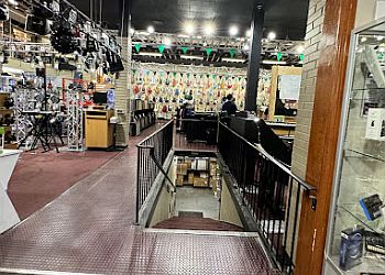 Halifax music school Long & McQuade Musical Instruments