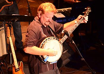 Kingston music school Long & McQuade Musical Instruments