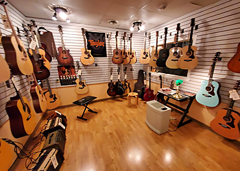 Long & McQuade Musical Instruments - Sarnia, ON Écoles De Musique - Interior Image