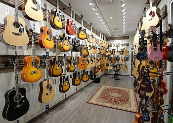 Sudbury music school Long & McQuade Sudbury