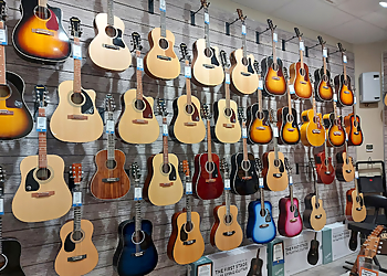 Chilliwack music school Long & McQuade Musical Instruments Chilliwack