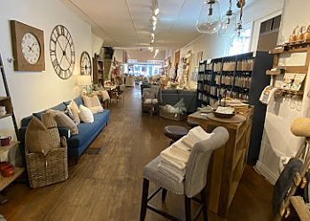 Orillia furniture store Long Way Home Custom Furniture & Decor