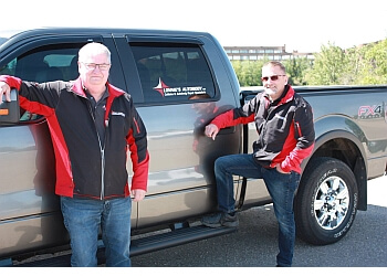 Grande Prairie auto body shop Lonnie's Auto Body Ltd.