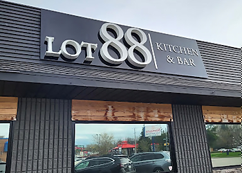 Lot 88 Steakhouse & Bar - Orillia, ON Steakhouses - Restaurant Exterior Image