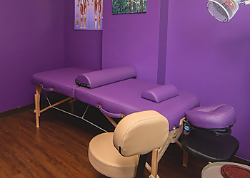 Lotus Care - Ottawa, ON Acupuncture - Treatment Room Image
