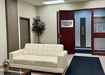 Louay Alghoul - Winnipeg, MB Business Lawyers - Law Firm Interior Image
