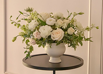 Lovebird Flowers - London, ON Fleuristes - Sample Image