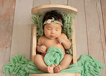Lucid Photography Lucid Photography - Calgary, AB Bébés Et Photographes De Famille