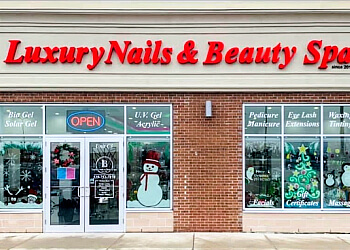Brantford nail salon Luxury Nails & Beauty Spa