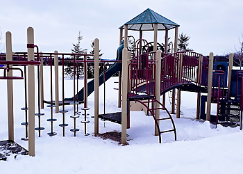 Lynn Gibson Park Lynn Gibson Park - Orangeville, ON Public Parks - fun activities