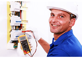 Sherbrooke electrician Lyonnais Électrique, Inc.