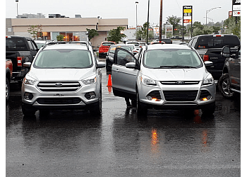Levis car dealership Lévis Ford
