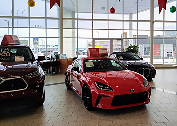 Levis car dealership Lévis Toyota