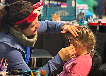MABEL MOON  - Barrie, ON Peinture De Visage - Professional Face Painting Services