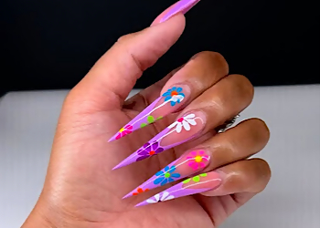 MK Nails - North Bay, ON Salons De Manucure - Nail Enhancements