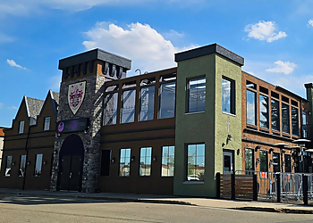 Madhatters - Red Deer, AB Boites de nuite  - Club Exterior