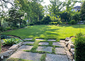 Guelph lawn care service Maintenance Moose