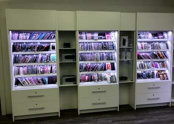 Whitby cell phone repair Majestik Communications