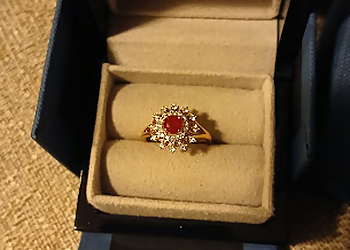 Surrey jewelry Malabar Gold & Diamonds Surrey