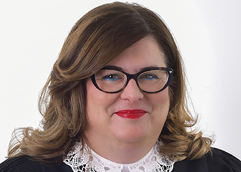 Manon Leclerc - MANON LECLERC AVOCATE Manon Leclerc - Brossard, QC Avocats Du Travail - Lawyer Portrait Image