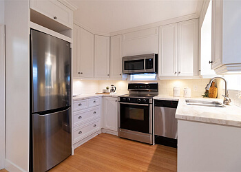 Richmond painter Maple Brothers Painting & Renovation, Ltd.