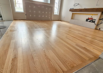 Aurora Magasin de plancher Maple Green Flooring, Inc.