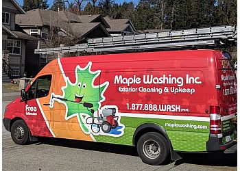 Maple Ridge gutter cleaner  Maple Washing Inc.