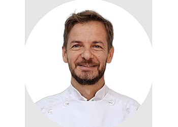 Laval manual osteopath Marc Curnillon, DO - CLINIQUE OSTÉO MÉDICA