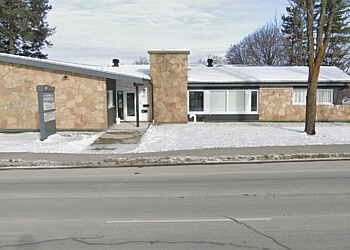 Sherbrooke employment lawyer Marie-Carole Descollines - MCDESCOLLINES AVOCATE