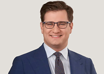 Mark Alward - TAYLOR MCCAFFREY LLP Mark Alward - Winnipeg, MB Employment Lawyers - Lawyer Portrait Image