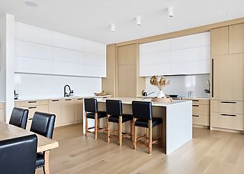 London Ébénisteries Martin Jesko Custom Cabinetry Inc.