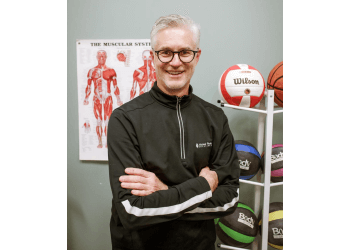 Martin Payne, B.Sc PT MCIsc(MT), FCAMPT - MANUAL PHYSIO SOLUTIONS