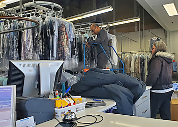 Orangeville dry cleaner Martinizing Cleaners