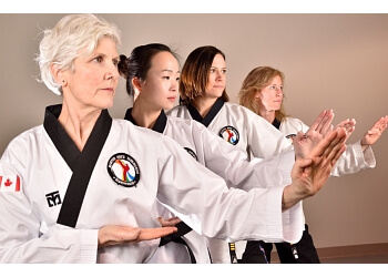 Master Rim's Taekwondo - Calgary, AB Arts Martiaux - Team Training Image