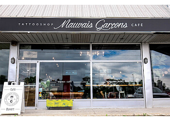 Laval Salons de tatouage Mauvais Garçons Tattooshop Café