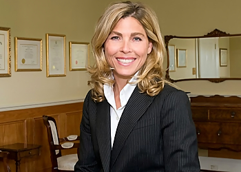 Me Dominique Roy - ROY AVOCATS INC. Me Dominique Roy - Saint Jean sur Richelieu, QC Civil Litigation Lawyer - Law Firm Staff Image