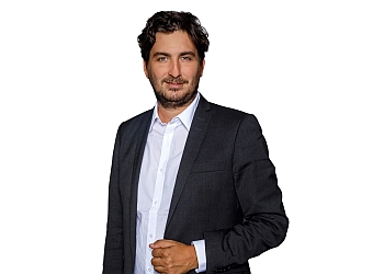 Brossard employment lawyer Me Félix-Antoine Michaud - Trivium avocados